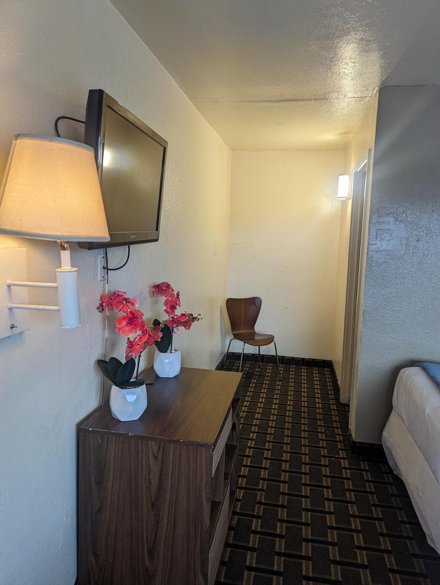 Southern Comfort Hotel Tulsa Dış mekan fotoğraf